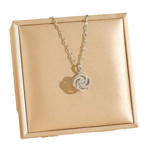 Liontin bunga zirkon berputar kamelia mewah dengan baja tahan karat untuk mode wanita trendi & pakaian sehari-hari - Product Image 1