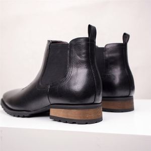 Botas Chelsea Occidentales de Cuero Genuino Hechas a Mano con Logotipo Personalizado, Botas Chukka Planas Casuales para Hombre - Product Image 5