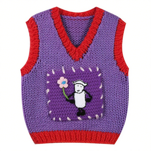 OEM personnalisable femmes lâche tricoté <span class=keywords><strong>gilet</strong></span> col V couleur bonbon rayé petit mouton broderie doux style pull <span class=keywords><strong>pour</strong></span> les filles - Product Image 2