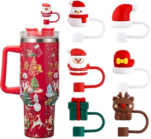 Décorations <span class=keywords><strong>de</strong></span> paille en silicone <span class=keywords><strong>de</strong></span> Noël pour Stanley Cup – 6 designs (Père Noël, Arbre, Renne, Bonhomme <span class=keywords><strong>de</strong></span> neige, Chapeau, Boîte cadeau) – Lot individuel sans BPA - Product Image 1