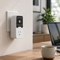 Commutateur de tension automatique 220V sous et au-dessus de tension avec protection contre les surtensions prise universelle intérieure et prise USA