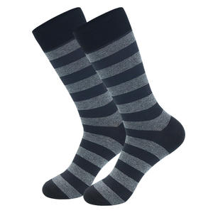 Nouvelle collection <span class=keywords><strong>de</strong></span> bas pour hommes Chaussettes d'affaires noires pures rayées européennes et américaines antibactériennes - Product Image 6