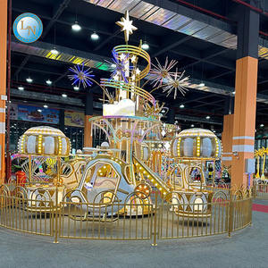 <span class=keywords><strong>Motif</strong></span> de Noël personnalisé en plein air doré avec auto-contrôle en avion à vendre au parc d'attractions - Product Image 1