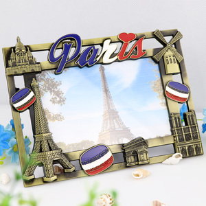 Vente en gros de <span class=keywords><strong>cadre</strong></span> <span class=keywords><strong>photo</strong></span> classique en métal souvenir en alliage de zinc pour la décoration intérieure de la France et de <span class=keywords><strong>Paris</strong></span> - Product Image 6