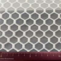 Tissu de maille 3D en polyester 100% à double couche hexagonale respirante blanche 100gsm pour coussin et matelas tissu de maille d'air 3d