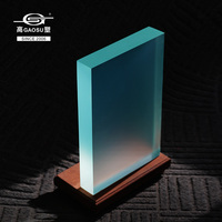 Plaque acrylique moulée à bords lumineux, panneau guide-lumière PMMA coloré à surface mate pour enseignes à éclairage périphérique et écrans rétroéclairés au néon