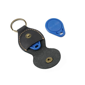 Porte-plectrums en cuir véritable Crazy Horse, durable et de haute qualité, avec porte-clés et logo personnalisé pour porte-clés de contrôle d'accès - Product Image 5