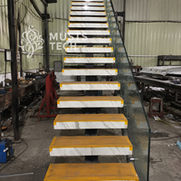 Escalier sur mesure, fabrication directe d'usine, sélection de taille, couleur et matériau, ingénierie mondiale
