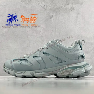 Chaussures de basket rétro pour hommes de haute qualité Track 3.0, baskets de sport décontractées légères à lacets en mesh pour la course - Product Image 3