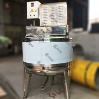 Cuve de mélange industrielle en acier inoxydable chauffée à la vapeur avec deux agitateurs pour un mélange haute performance