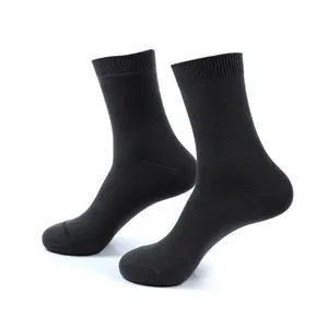De alta del muslo de algodón logotipo personalizado Zhuji negro adultos a granel vestido largo botas calcetines de los hombres