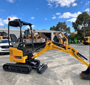 Excavadora Hidráulica Compacta 9017FZTS con Giro de Cola Cero para Acceso Restringido y Áreas de Trabajo Confinadas - Product Image 4