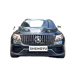 Kit carrosserie pour <span class=keywords><strong>Mercedes</strong></span> <span class=keywords><strong>benz</strong></span> <span class=keywords><strong>GLC</strong></span> CLASS X253/C253 16-19 Coupé Changer pour <span class=keywords><strong>AMG</strong></span> Style comprend pare-chocs de voiture lèvre arrière tuyaux d'échappement - Product Image 1