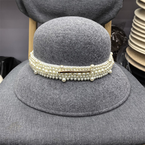 <span class=keywords><strong>Chapeau</strong></span> en feutre de <span class=keywords><strong>laine</strong></span> respirant pour <span class=keywords><strong>femme</strong></span> J105, élégant <span class=keywords><strong>chapeau</strong></span> melon et design rond vintage, décontracté, polyvalent, pour les sorties et les fêtes - Product Image 3