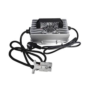 Chargeur de batterie portable YUCOO IP67 étanche en aluminium 12V 30A pour planches de surf <span class=keywords><strong>électrique</strong></span>s, compatible avec les batteries LiFePO4 et au plomb - Product Image 1