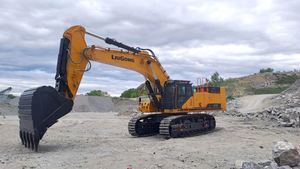 Excavatrice sur chenilles hydraulique robuste de 75 tonnes, modèle 975F, avec moteur et pompe, pour projets miniers en carrière - Product Image 3