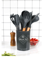 Ensemble de 12 ustensiles de cuisine en silicone durables avec manches en bois de plage, couleur et logo personnalisés pour la cuisine à domicile