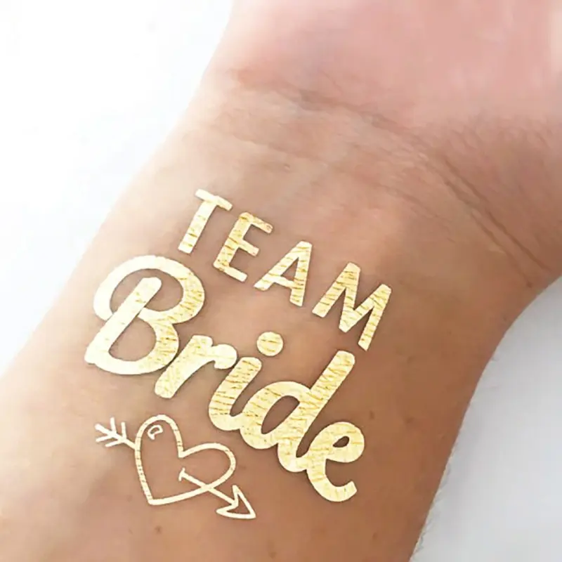 Tatuaje temporal metálico de Cuerpo Dorado, diseño personalizado de Bride Team Designs