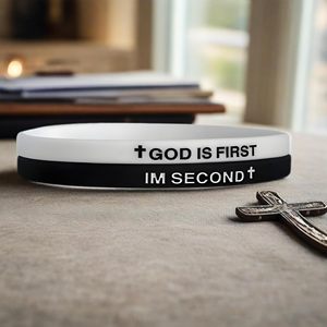 Gott ist Erstes Armband Gummiarmband Inspirierendes Graviertes Bibelvers-Armband Silikon-Armband Sportliches Christliches Armband - Product Image 4