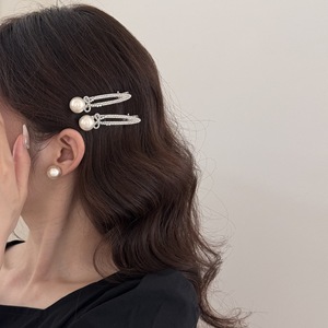 Pince à cheveux de luxe en alliage géométrique creux avec <span class=keywords><strong>strass</strong></span> pour femmes, épingle à cheveux en grande perle, <span class=keywords><strong>barrette</strong></span> diamantée exquise - Product Image 2
