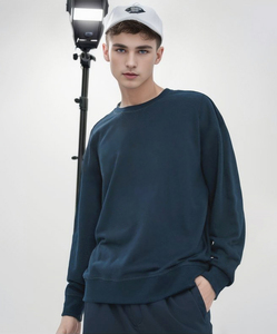 เสื้อสเวตเชิ้ตคอกลมแบบยูนิเซ็กซ์ ผ้าฝ้ายถัก ทรงปกติ โอเวอร์ไซส์ สีพื้น เรียบง่าย สวมใส่สบาย เหมาะสำหรับฤดูใบไม้ร่วง - Product Image 2