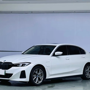 <span class=keywords><strong>BMW</strong></span> <span class=keywords><strong>i3</strong></span> d'<span class=keywords><strong>occasion</strong></span> 2023 EDrive35L - Autonomie de 526 km, 0-100 km/h en 6,2 s, suspension pneumatique, berline électrique haut de gamme, exportation Chine - Product Image 1