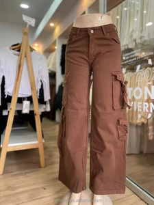 Nuova Moda 2024 Salopette da <span class=keywords><strong>Donna</strong></span> a <span class=keywords><strong>Vita</strong></span> <span class=keywords><strong>Alta</strong></span> e Vestibilità Ampia <span class=keywords><strong>Jeans</strong></span> in Denim di Stock Cinese con Tasche Cargo Multiple 3D Stile Y2K Casual High Street - Product Image 3
