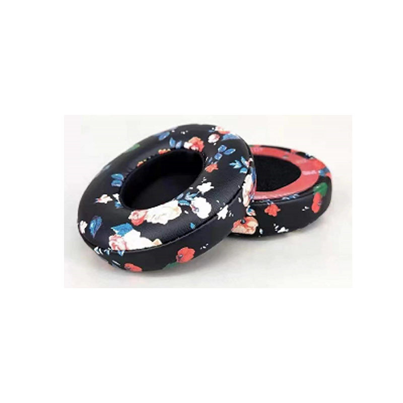 Black-printed egg white leather one