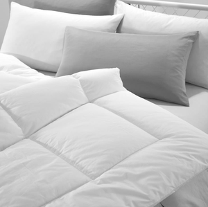 Directo de fábrica, edredón King de lujo, tela de poliéster 100%, patrón liso, hipoalergénico y Reversible para uso en Hotel, Color blanco - Product Image 3
