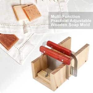 Kit de fabrication de <span class=keywords><strong>savon</strong></span> rectangulaire grand 9 pièces pour fournitures de fabrication de <span class=keywords><strong>savon</strong></span> bricolage avec boîte <span class=keywords><strong>en</strong></span> <span class=keywords><strong>bois</strong></span> - Product Image 5