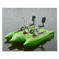 Vélo aquatique deux places Dolphin en aluminium à pédales, idéal pour les sports nautiques résidentiels, avec éléments en PE et métal – Offre spéciale