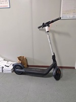 Charge maximale de 120 kg, poids net de 18,8 kg, trottinette électrique 750 W de puissance maximale, vitesse maximale de 25 km/h, trottinette électrique Ninebot E2 Pro