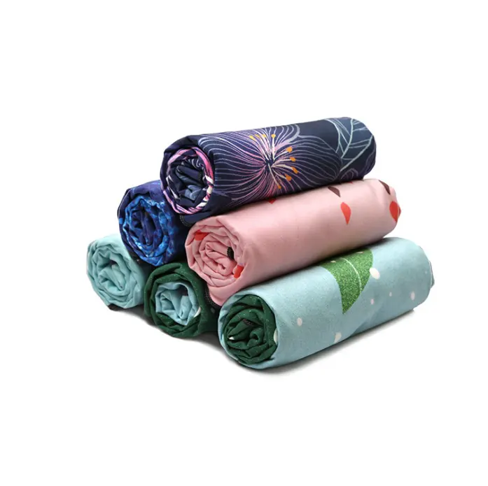 Grande serviette de sport en microfibre douce avec Logo imprimé personnalisé, tapis de Yoga chaud antidérapant en microfibre de silicone pour serviette de yoga