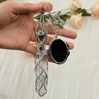 Porte-clés tendance en alliage avec boîte de rangement pour rouge à lèvres et miroir, porte-clés haut de gamme en forme de cœur et d'étoile