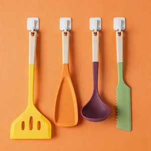 Ensemble de 4 spatules en silicone de qualité alimentaire pour le commerce transfrontalier avec cuillère à soupe, résistantes aux hautes températures et anti-brûlure, ustensiles de cuisine - Product Image 3