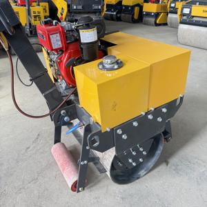 Handgeführte <span class=keywords><strong>Mini</strong></span>-Straßenwalze für Straßeninstandhaltung und Verdichtung – Dieselmotorbetrieben, tragbare Straßenwalze - Product Image 4