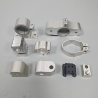 Piezas de Aluminio Mecanizadas por CNC Personalizadas, Conectores de Abrazadera de Aluminio, Soportes de Montaje de Tuberías para Equipos de Automatización