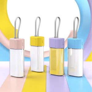 Cargador Portátil de Carga Rápida Mini en Oferta, 10000 mAh, con Cables Integrados para Viajes al Aire Libre - Product Image 2