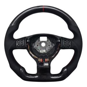 Volante de Fibra de Carbono y Cuero Perforado de Alta Calidad para Volkswagen Magotan B6 - Product Image 1