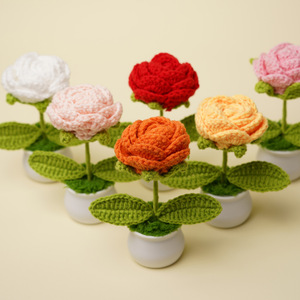 Arreglo Floral Decorativo de Rosas de 14 cm, Hecho a Mano, de Plástico, Independiente, Regalo de Graduación, Decoración de Interiores - Product Image 1