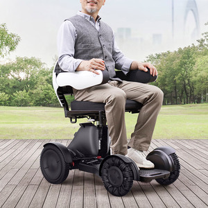 Fauteuil roulant électrique intelligent pliable portable pour les voyages en plein air, télécommande, pour personnes âgées - Product Image 4