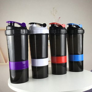 Bouteille shaker protéinée 3 en 1, 500 ml, en PP, multi-compartiments avec rangement pour poudre et pilules, logo personnalisé, prix de gros - Product Image 3