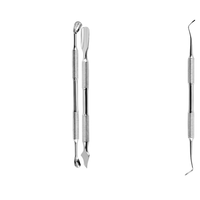 Pousse-cuticules et grattoir à peaux mortes en acier inoxydable à double tête, outil efficace pour le soin des ongles