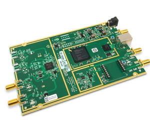 6002-410-023 RF Development Tools Ettus <strong>USRP</strong> B200: 1x1, 70MHz-6GHz SDR/Cognitive Radio - Product Image 1