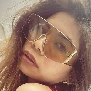 Lunettes de soleil pilote vintage 2025 avec logo personnalisé, monture métallique large, verre monobloc UV400, style punk pour hommes et femmes - Product Image 3