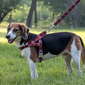 カスタム調整可能な脱走防止軽量高強度アニマル柄ヘリンボーンスタイルポリエステル/ナイロンペット用散歩ハーネス - Product Image 1