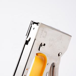 Grapadora <span class=keywords><strong>de</strong></span> <span class=keywords><strong>mano</strong></span> <span class=keywords><strong>para</strong></span> tapicería <span class=keywords><strong>de</strong></span> acero, pistola <span class=keywords><strong>de</strong></span> grapas Manual Industrial y DIY portátil <span class=keywords><strong>para</strong></span> enmarcar clavos - Product Image 2