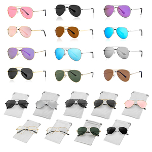 Gafas de sol polarizadas para niños, gafas de sol para niños y niñas, dos tamaños, <span class=keywords><strong>50MM</strong></span>, 52MM, marcos amarillos, morados, azules y rosas, hechos en PC - Product Image 2