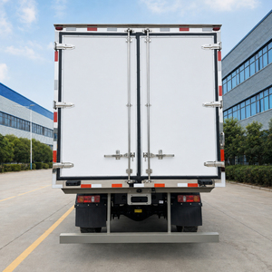 รถบรรทุกห้องเย็น CLW 4x4 สำหรับงานออฟโรด พร้อมชุดทำความเย็น สำหรับการขนส่งในสภาพแวดล้อมที่อากาศหนาวจัด - Product Image 4
