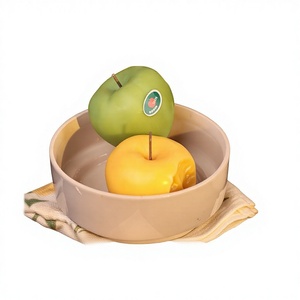 Candela Aromaterapica Artigianale a Forma di Mela Verde, Dipinta a Mano, Profumata, Decorativa, da Masticare, di Alta Gamma, Creativa, per le Festività - Product Image 1